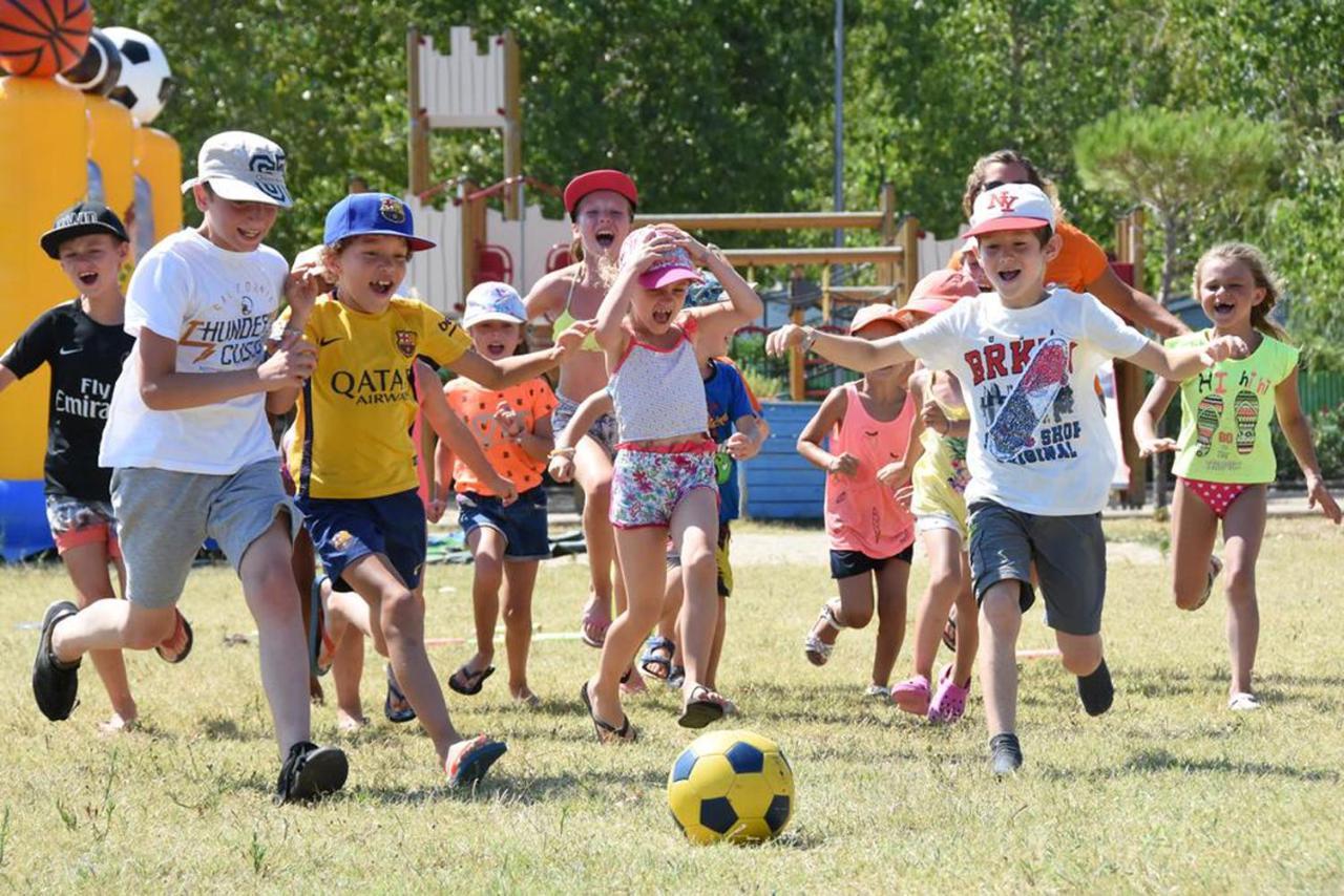 Vias-Plage Camping Les Salisses Quality Holidays Eksteriør billede