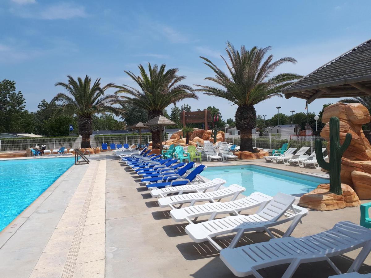 Vias-Plage Camping Les Salisses Quality Holidays Eksteriør billede